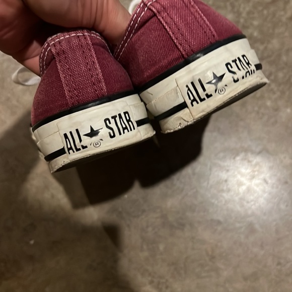 Converse - Picture 2 of 3